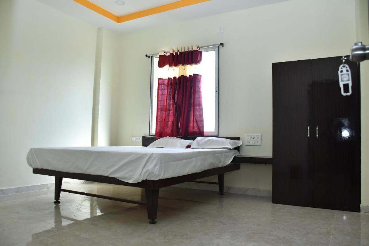 Hotel Kalika Residency - Akkalkot Akalkot Eksteriør bilde
